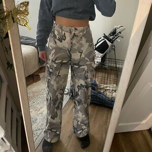 SHEIN Gray Camouflage Cargo Pants
